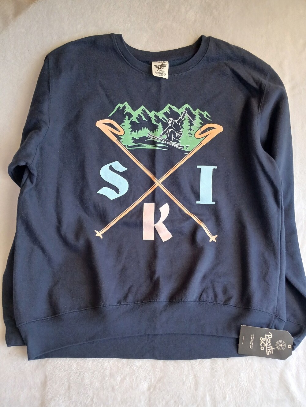 Pacific&Co Hit The Slopes Ski Crew Neck NWT